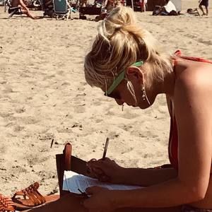 Meet your Posher, Laura